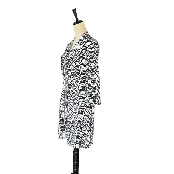 J. McLaughlin Ivana Catalina Cloth Zebra Print Dress Size Medium - Picture 4 of 12